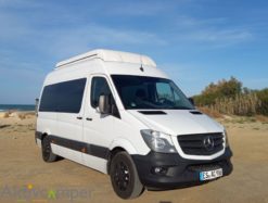 Sprinter Aufstelldach Reimo weiß geschlossen Sprinter lang vorne hoch Strand seite vorne li