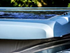 Skyup Aufstelldach Fiat Ducato nachrüstung Schlafdach beim Wohnmobil Solar
