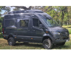 Sprinter Aufstelldach Skyup Sky up Schlafdach Mercedes 906 und 907 nachrüsten einbau geschlossen