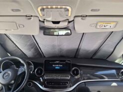 Vorhänge Gardienen und Verdunklung für Mercedes Vito V-Klasse Camper Fahrerhaus Thermomatte mit Magnet passgenau. Frontscheibe nah