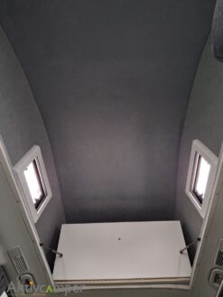 Hochdach Mercedes Vito V-Klasse Reimo fest mit Fenster und Markise Isolation ideal Innenverkleidung