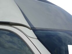 Vito Hochdach Premium Line Stabiles Hochdach mit Stehhöhe und sportlichem Design. GFK Hochdach für V-Klasse Mercedes Spezialist Aktivcamper front spolier