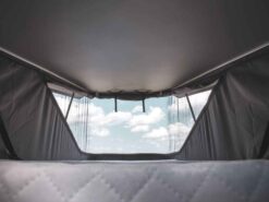 Aufstelldach Ford Tourneo Custom und VW New Transporter Caravalle Nachrüstung Einbau Aufstelldach und Schlafdach in den Camper von Spezialisten Ansicht Bettsystem